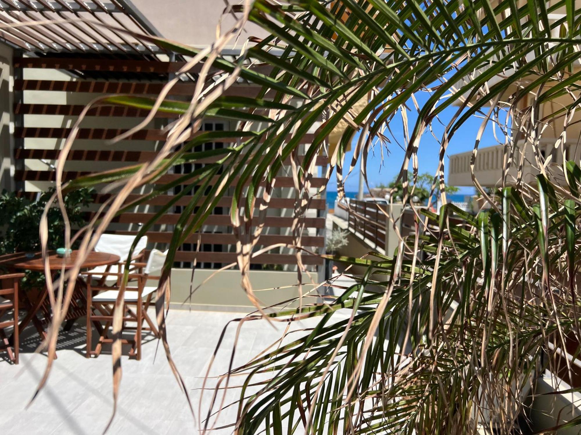 Artemis Rooms Two Steps By The Sea Platanés Esterno foto