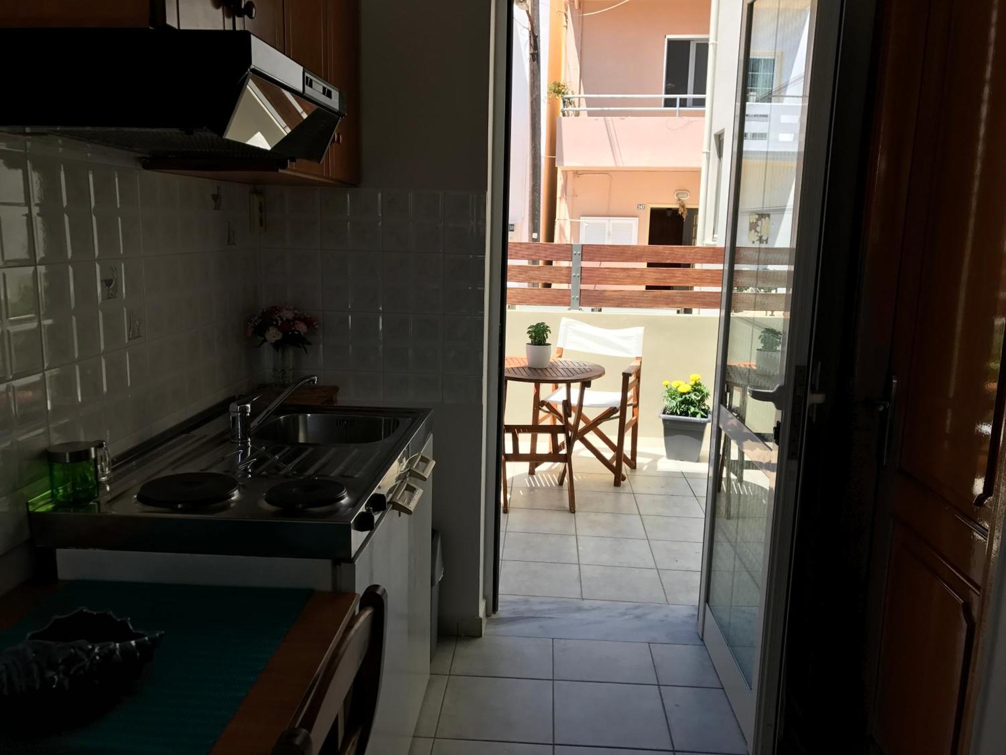 Artemis Rooms Two Steps By The Sea Platanés Esterno foto